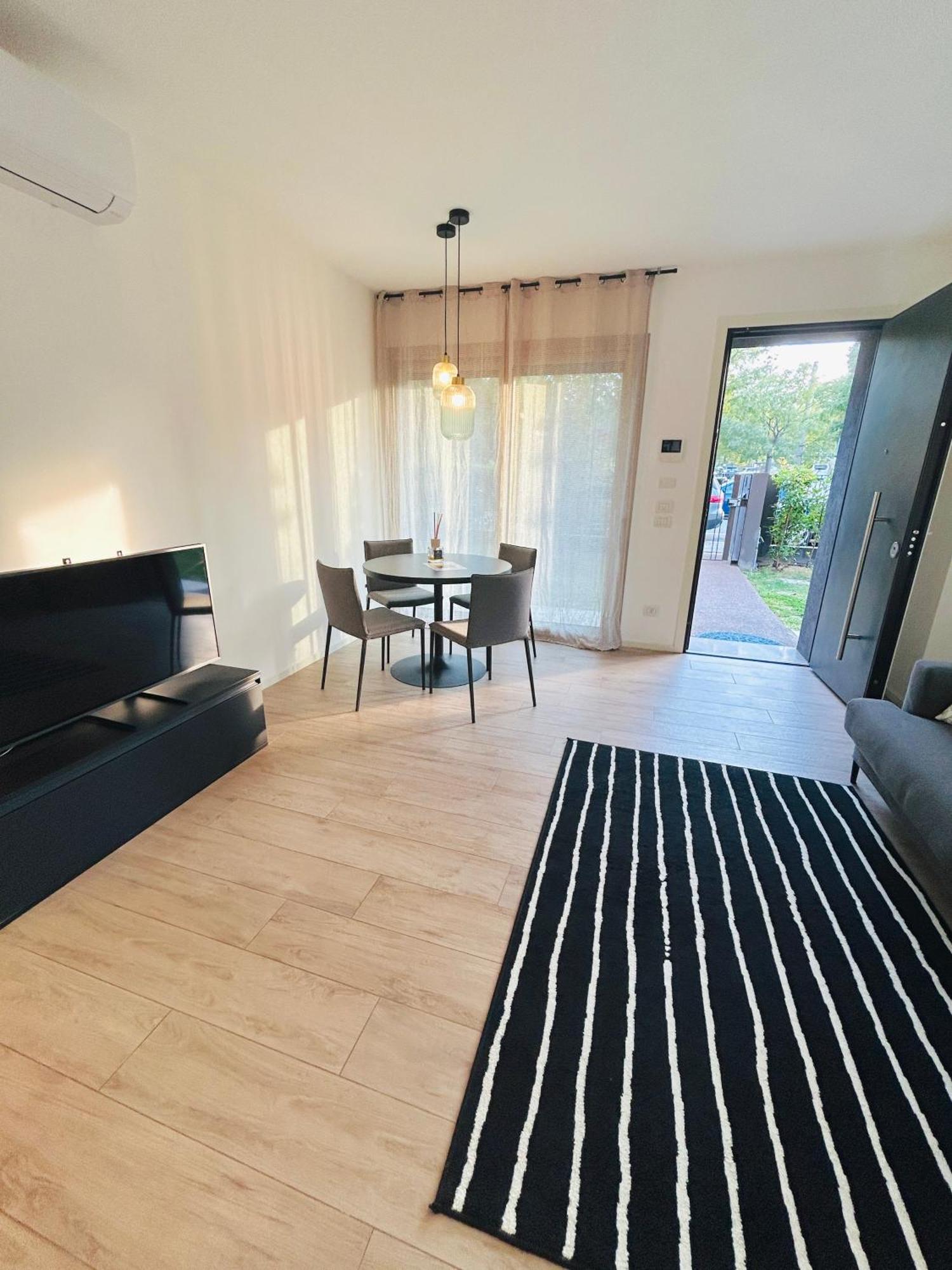 Cortemaggiore 4D Luxury-Flexrent Abissinia 里乔内 外观 照片